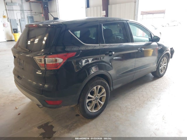 1FMCU0G91HUA24037 Ford ESCAPE SE