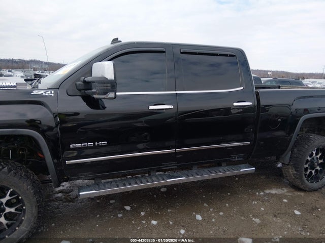 44209235 :رقم المزاد ، 1GT12ZE83FF172031 vin ، 2015 Gmc Sierra 2500hd Slt مزاد بيع