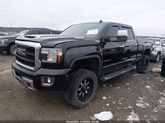 44209235 :رقم المزاد ، 1GT12ZE83FF172031 vin ، 2015 Gmc Sierra 2500hd Slt مزاد بيع