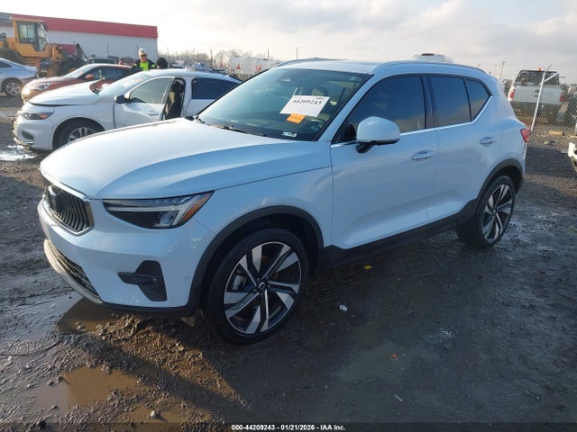 2024 VOLVO XC40 YV4L12UE8R2314411 Photo 1