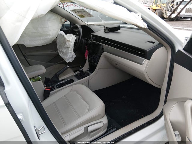 Aukcja sprzedaży 2020 Volkswagen Passat 2.0t Se, vin: 1VWWA7A35LC023590, numer aukcji: 44209253