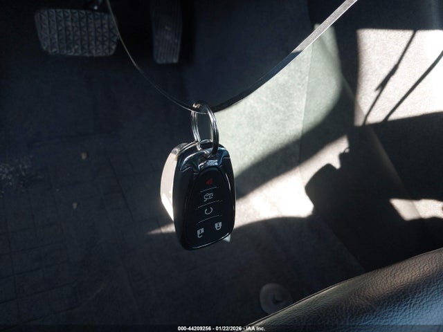 44209256 :رقم المزاد ، 1G1ZE5SX4LF033108 vin ، 2020 Chevrolet Malibu Fwd Premier مزاد بيع
