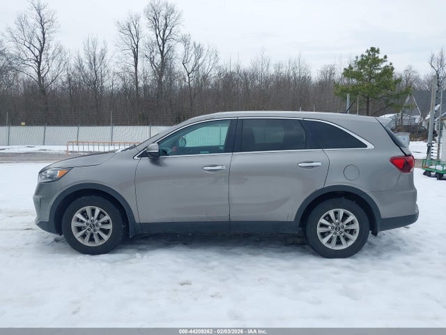 Продажа на аукционе авто 2019 Kia Sorento 2.4l Lx, vin: 5XYPG4A32KG542692, номер лота: 44209262