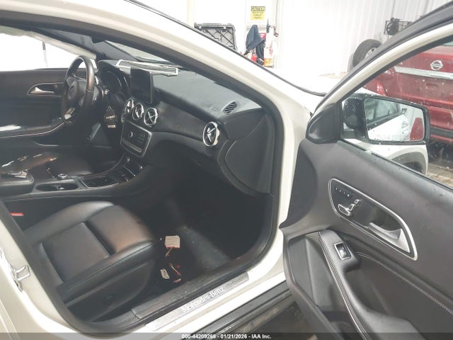 Aukcja sprzedaży 2018 Mercedes-benz Gla 250 4matic, vin: WDCTG4GB9JJ498910, numer aukcji: 44209268