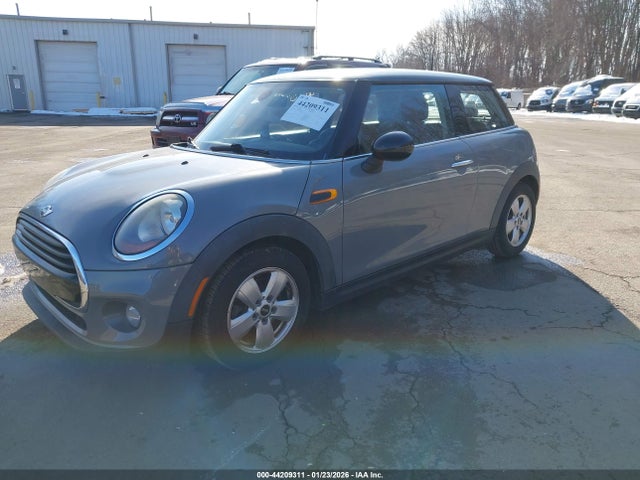 2016 MINI HARDTOP WMWXP5C55G2D15664 Photo 1