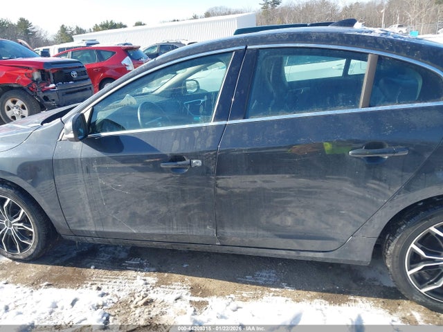 YV126MFK4F1337856 Volvo S60 T5 Premier