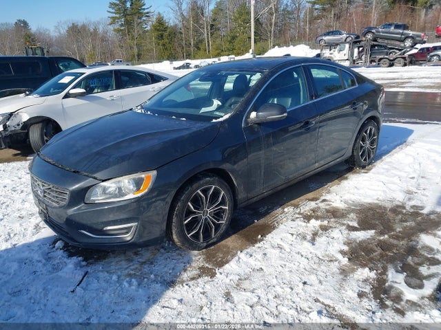 YV126MFK4F1337856 Volvo S60 T5 Premier