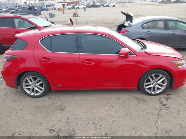 JTHKD5BH4E2182924 Lexus CT 200H