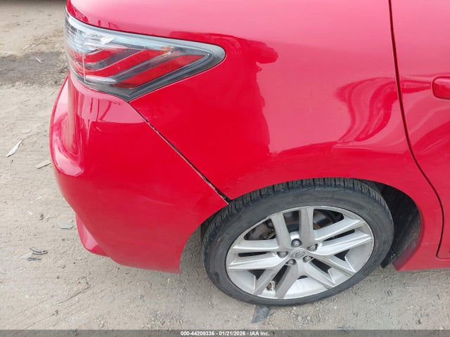 JTHKD5BH4E2182924 Lexus CT 200H