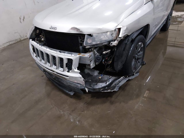 Jeep Compass Sport 2014 1C4NJDBBXED588143 Image 18