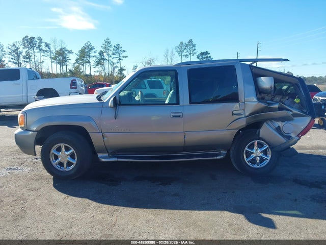Продаж на аукціоні авто 2000 Cadillac Escalade Standard, vin: 1GYEK63R1YR203185, номер лоту: 44209388
