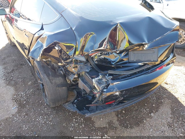 Tesla Model 3 Rear-wheel Drive 2022 5YJ3E1EA7NF134096 Image 6