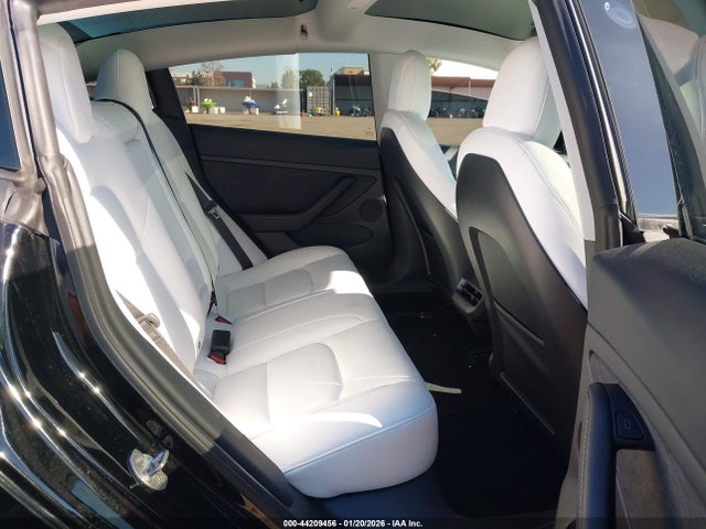 Tesla Model 3 Rear-wheel Drive 2022 5YJ3E1EA7NF134096 Image 8