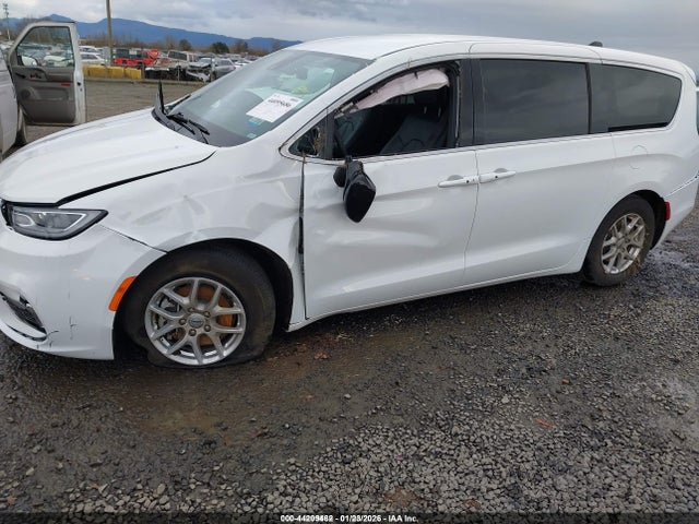 Chrysler Pacifica Select 2025 2C4RC1BG6SR561553 Image 6