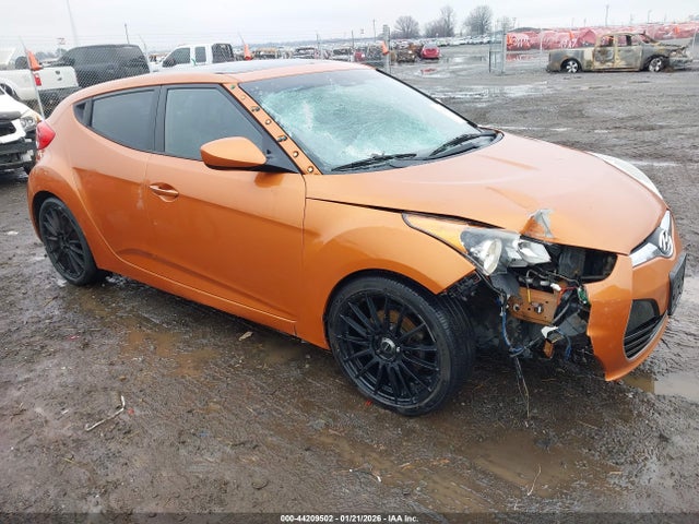 2016 HYUNDAI VELOSTER KMHTC6AD1GU260611