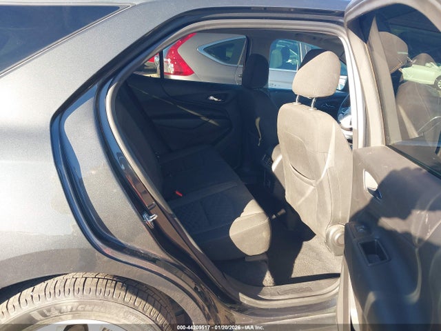 3GNAXUEV0KS652700 Chevrolet EQUINOX LT