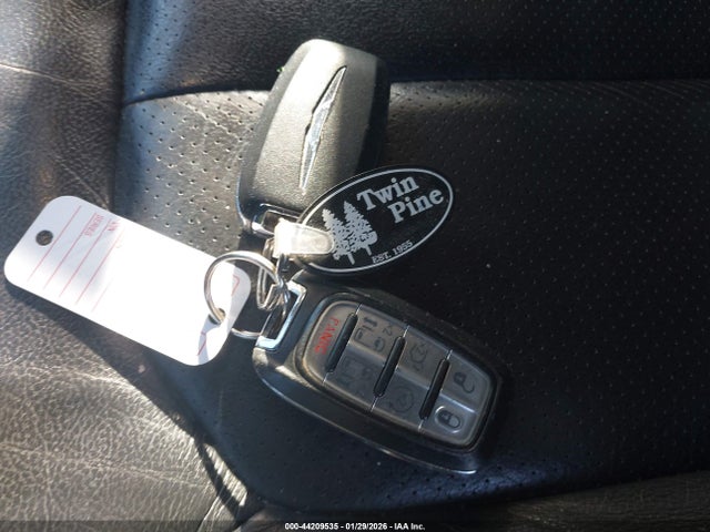 Chrysler Pacifica Touring L 2018 2C4RC1BG8JR352636 Image 11
