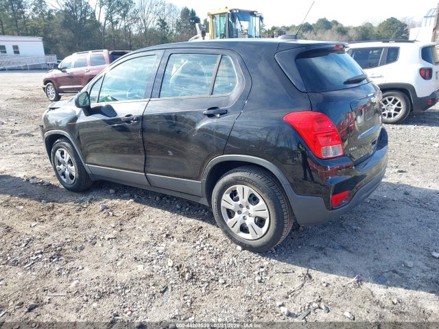 3GNCJKSB7HL184699 Chevrolet TRAX LS