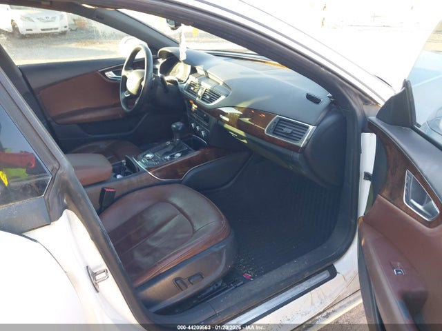 2013 AUDI A7 WAUYGAFC4DN150169 Photo 4