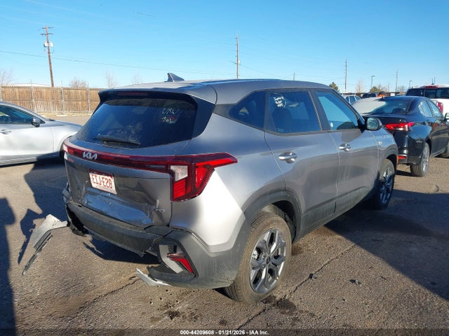 KNDEPCAA6T7853783 KIA Seltos Lx