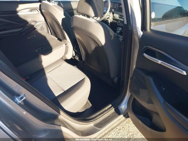 KNDEPCAA6T7853783 KIA Seltos Lx