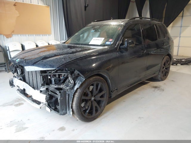 2024 BMW X7 5UX23EM06R9U74159 Photo 1