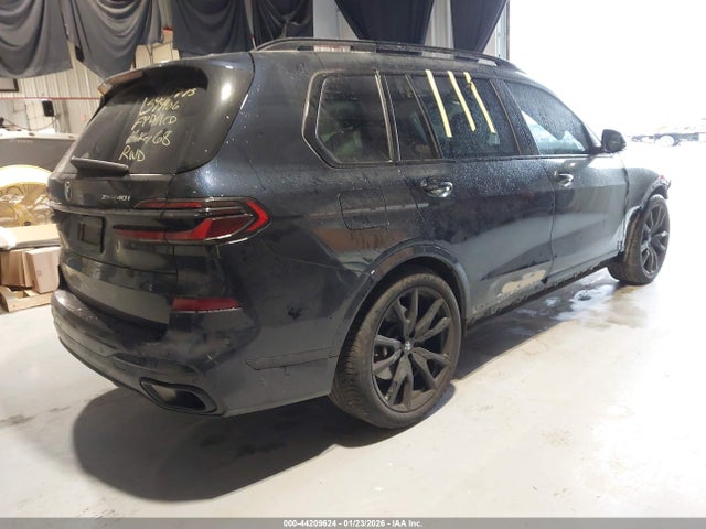 2024 BMW X7 5UX23EM06R9U74159 Photo 3