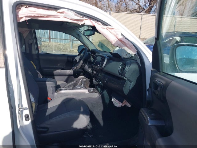 3TMCZ5AN1LM313750 Toyota Tacoma Sr5 V6