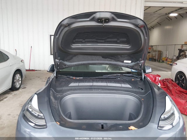 2023 TESLA MODEL Y 7SAYGDEE6PA040329 Photo 9