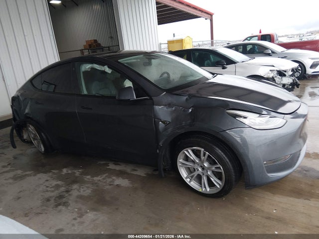 7SAYGDEE6PA040329 Tesla Model Y Awd/long Range Dual Motor All-wheel Drive