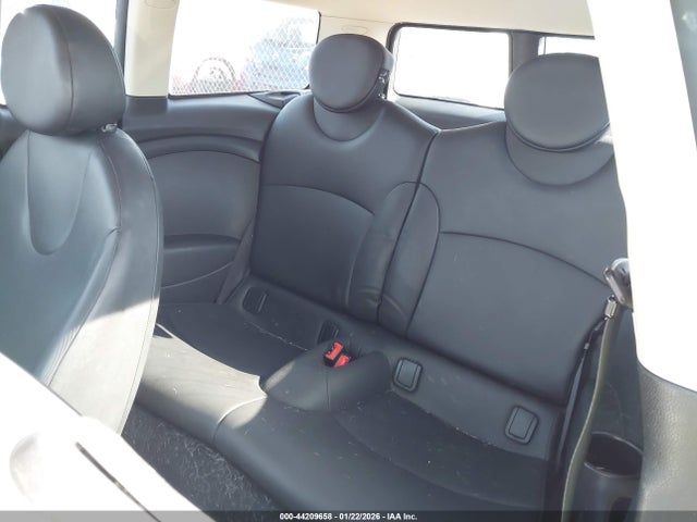2013 MINI CLUBMAN WMWZF3C56DT491612 Photo 7