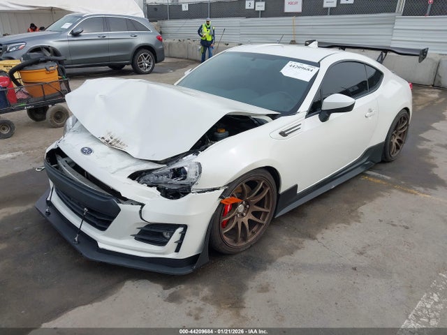 Subaru Brz Limited 2017 JF1ZCAC17H9605946 Image 2