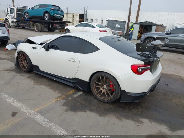 Subaru Brz Limited 2017 JF1ZCAC17H9605946 Image 3