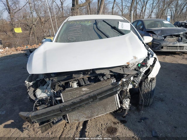 44209688 :رقم المزاد ، 3KPFK4A77JE229100 vin ، 2018 Kia Forte Lx مزاد بيع