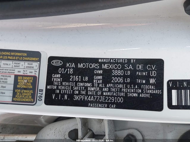 44209688 :رقم المزاد ، 3KPFK4A77JE229100 vin ، 2018 Kia Forte Lx مزاد بيع
