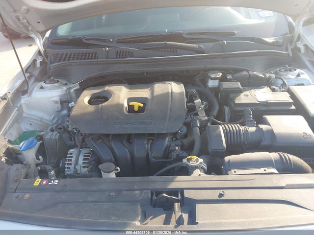 3KPF24AD3KE057042 KIA Forte Lxs