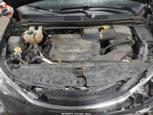 Продаж на аукціоні авто 2017 Chrysler Pacifica Touring, vin: 2C4RC1DG4HR511966, номер лоту: 44209710