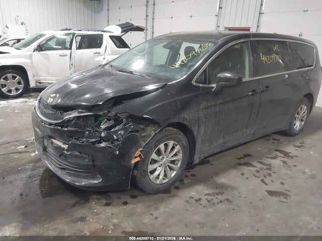 Продаж на аукціоні авто 2017 Chrysler Pacifica Touring, vin: 2C4RC1DG4HR511966, номер лоту: 44209710