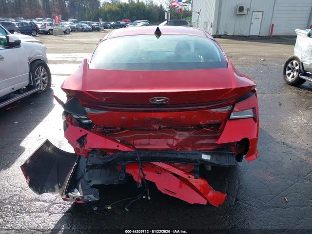 2022 HYUNDAI ELANTRA 5NPLP4AG1NH082553 Photo 5