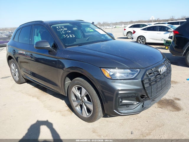 Продажа на аукционе авто 2025 Audi Q5 Premium 40 Tfsi Quattro S Tronic, vin: WA1ABAFY1S2053583, номер лота: 44209733