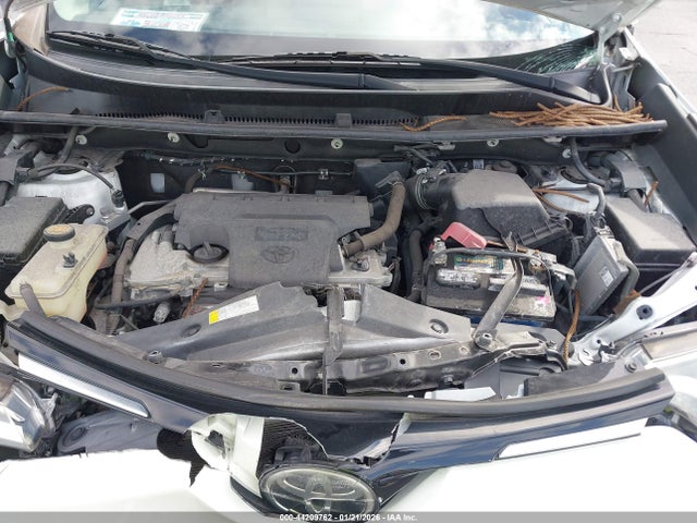 2017 TOYOTA RAV4 2T3YFREV0HW404143 Photo 9