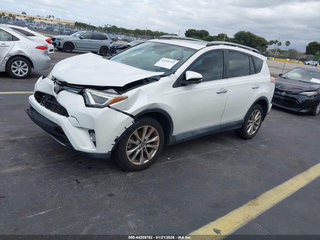 2017 TOYOTA RAV4 2T3YFREV0HW404143 Photo 1