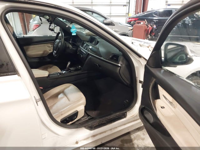 2015 BMW 328I WBA3B3C56FJ983895 Photo 4