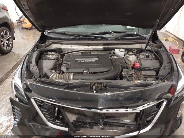 2019 CADILLAC XT4 1GYFZDR43KF216559 Photo 9