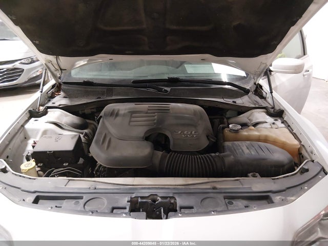 2C3CCAAGXGH234193 Chrysler 300 Limited