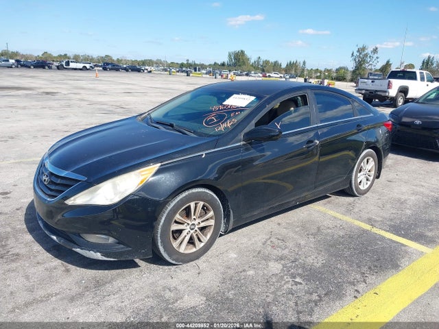44209852 :رقم المزاد ، 5NPEB4AC5DH665856 vin ، 2013 Hyundai Sonata Gls مزاد بيع