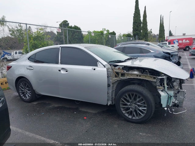 Lexus ES 350 2018 58ABK1GG0JU108564 Image 14