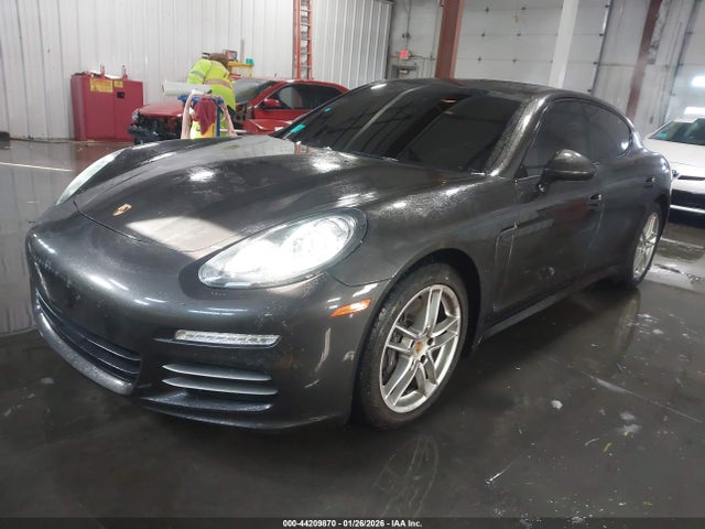 2016 PORSCHE PANAMERA WP0AA2A73GL006957 Photo 1