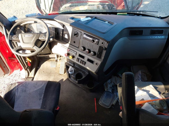 2019 Freightliner New Cascadia 126 მანქანა იყიდება აუქციონზე, vin: 3AKJHHDR1KSKE4299, აუქციონის ნომერი: 44209892