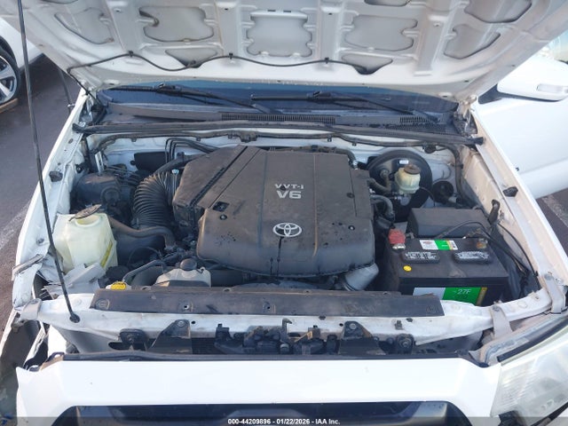 3TMJU4GN4EM174126 Toyota Tacoma Prerunner V6
